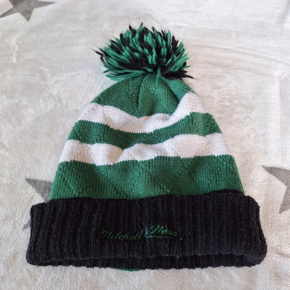 Mitchell & Ness Boston Celtics Green/White Winter Hat Beanie Logo Embroidered - Picture 4 of 7